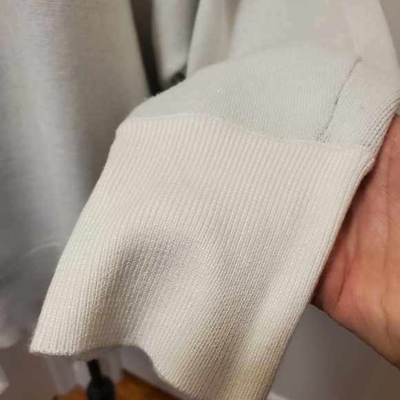 DKNY White with Silver Stars Heavy Knit Sweater Size Large - Picture 3 of 11